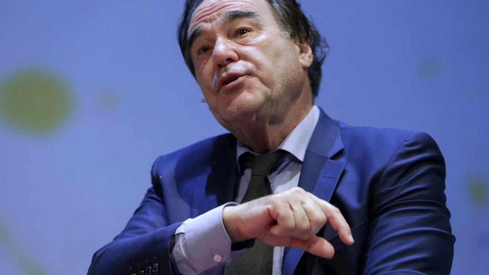 Oliver Stone: «Obama nunca ha estado cualificado para el Nobel de la Paz»