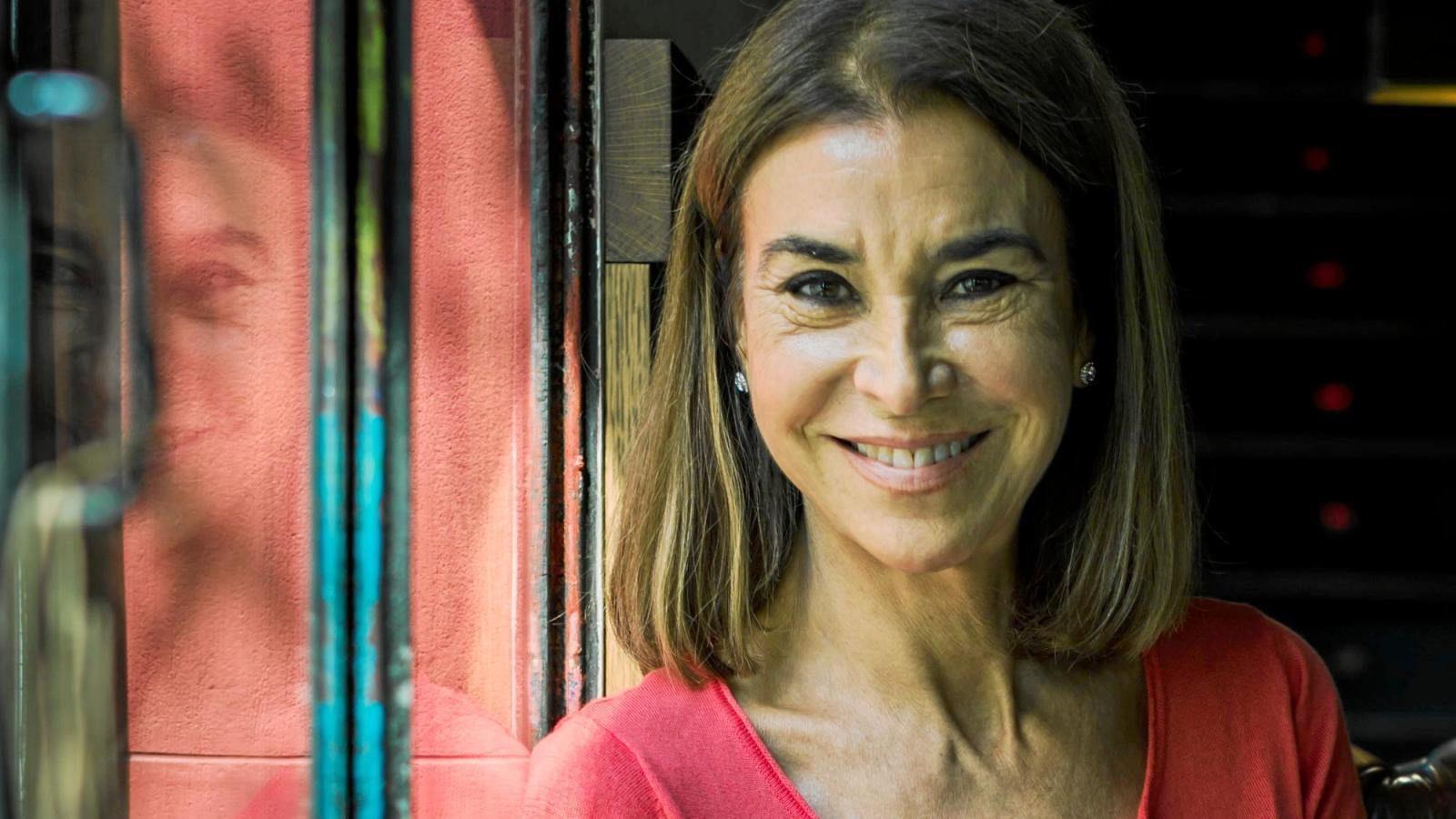 Carmen Posadas: «Lo que estamos viviendo es un auténtico sainete»