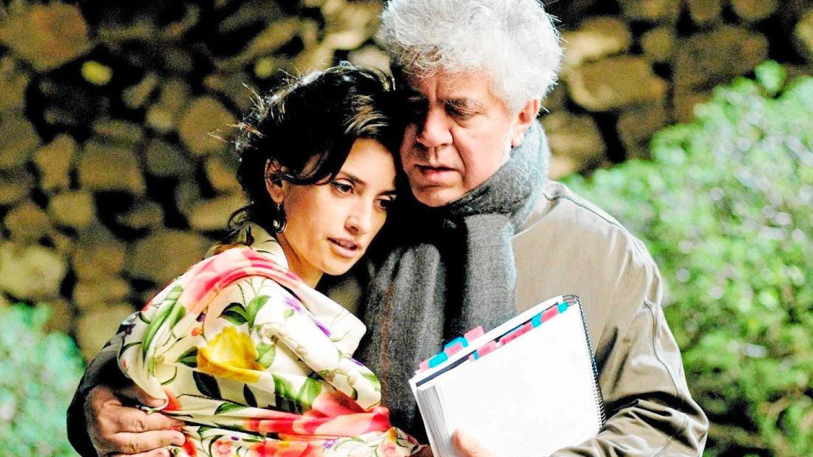 Almodóvar tiene nuevo proyecto: Penélope Cruz, Aitana Sánchez-Gijón y Milena Smit serán sus “Madres paralelas”