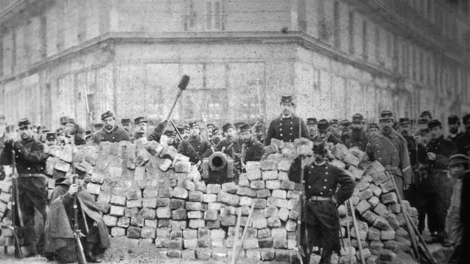 El asedio a la Comuna de París: barricadas, polvo y hambre