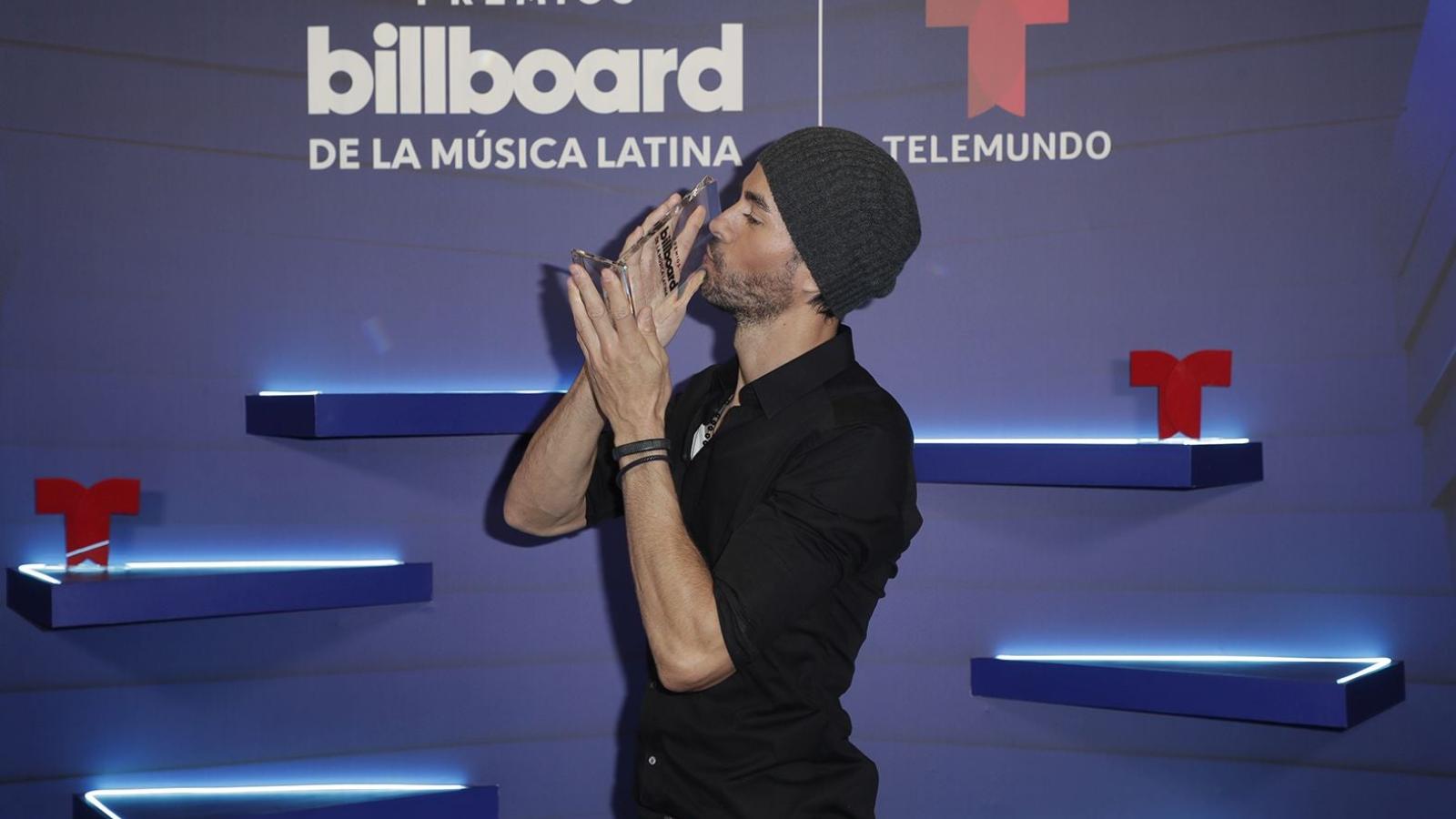 Enrique Iglesias, elegido artista latino más grande de la historia