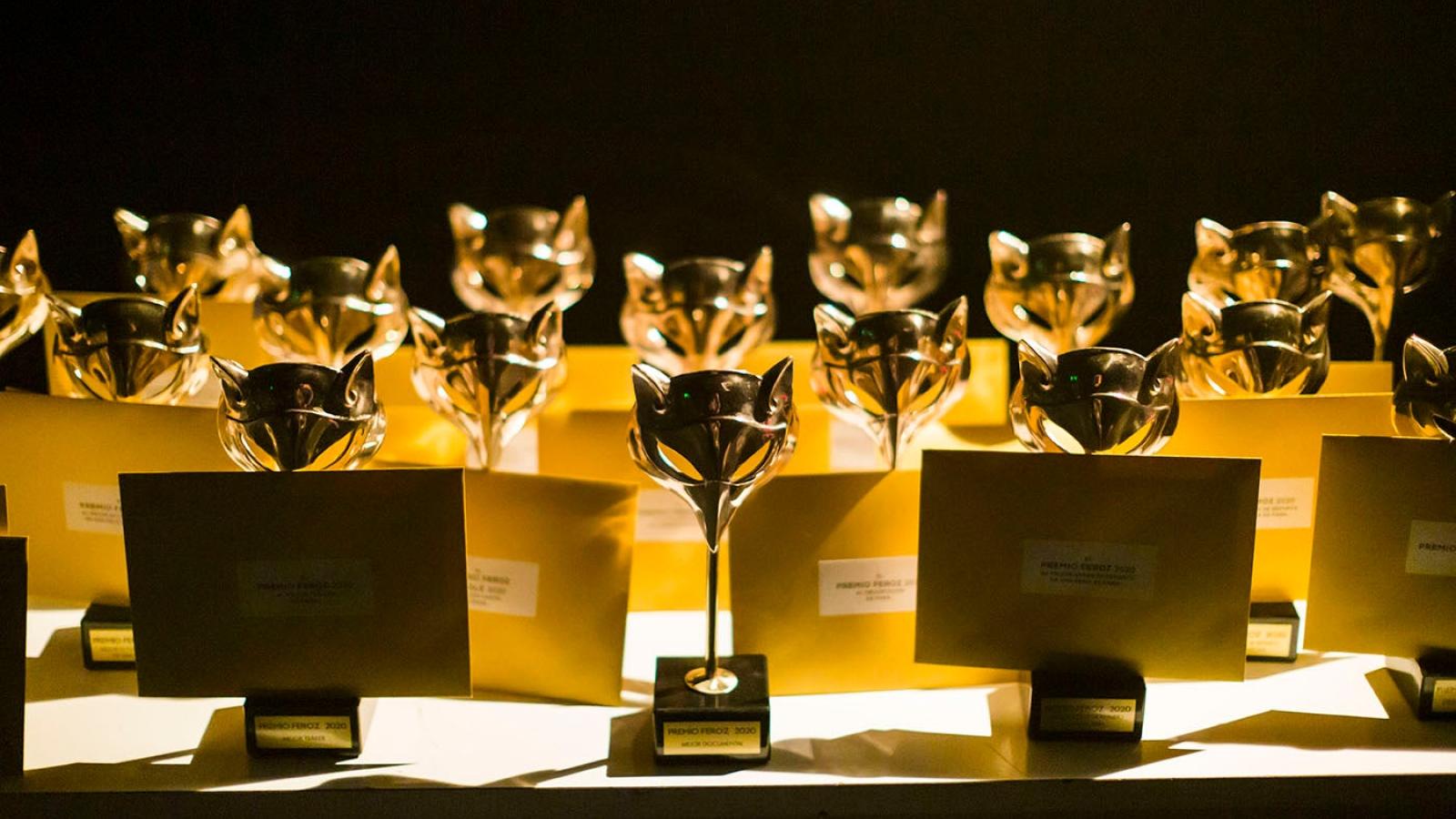 Estatuillas de los Premios Feroz, que en su edición de 2022 se celebrarán en Zaragoza.© Alberto R. Roldan / AIE    MADRID  16/01/2020