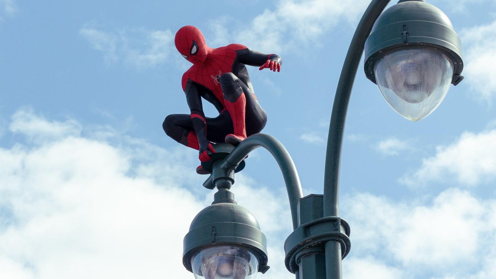 Crítica de “Spider-Man: No Way Home”: elogio del metaverso ★★★☆☆