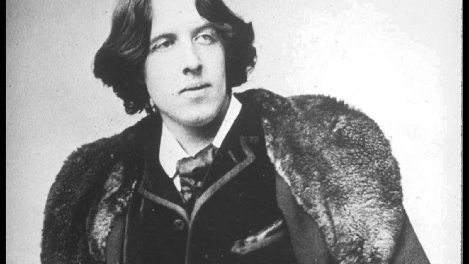 Oscar Wilde, encarcelado por homosexual e indultado más de 100 años después