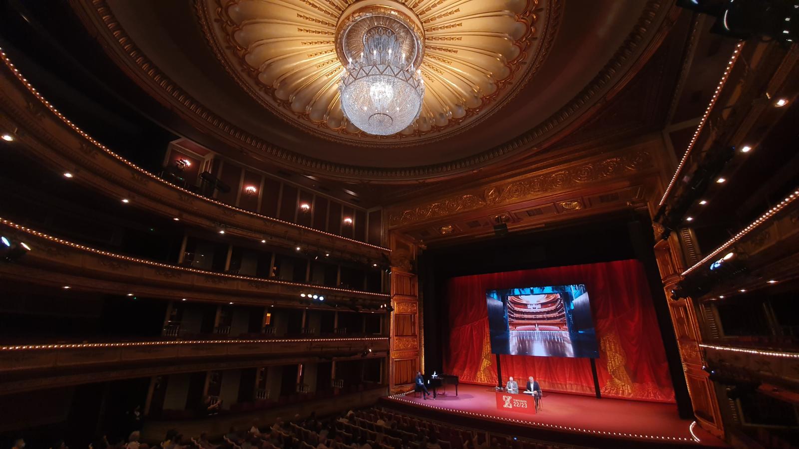 Teatro de la Zarzuela: Humores y amores a la italiana