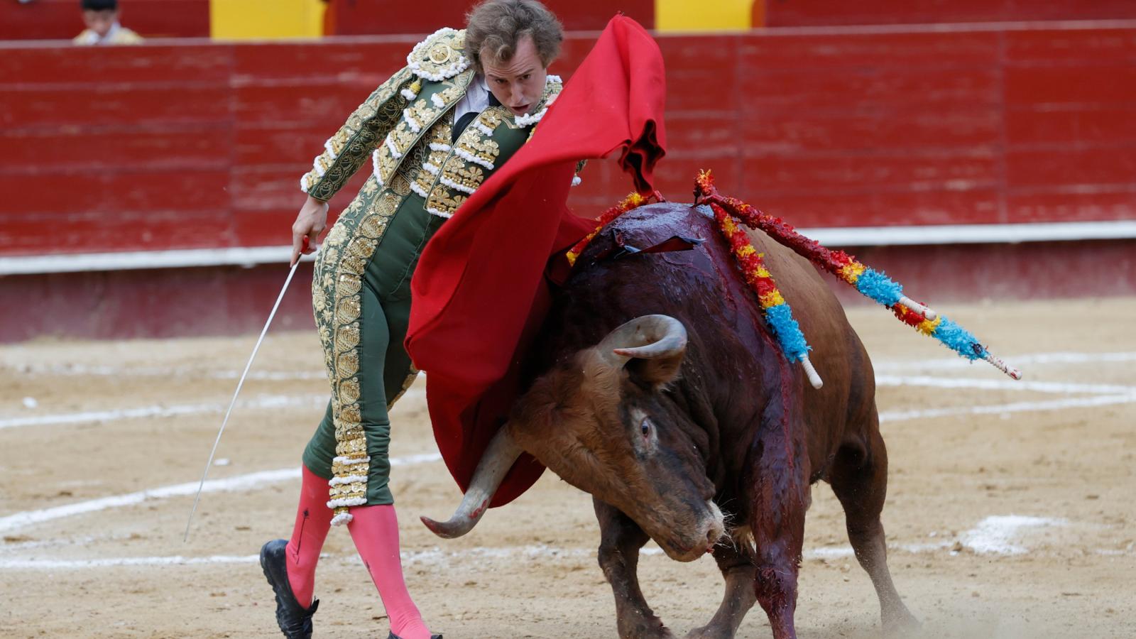 Colofón en Valencia: Concurso de méritos... y deméritos