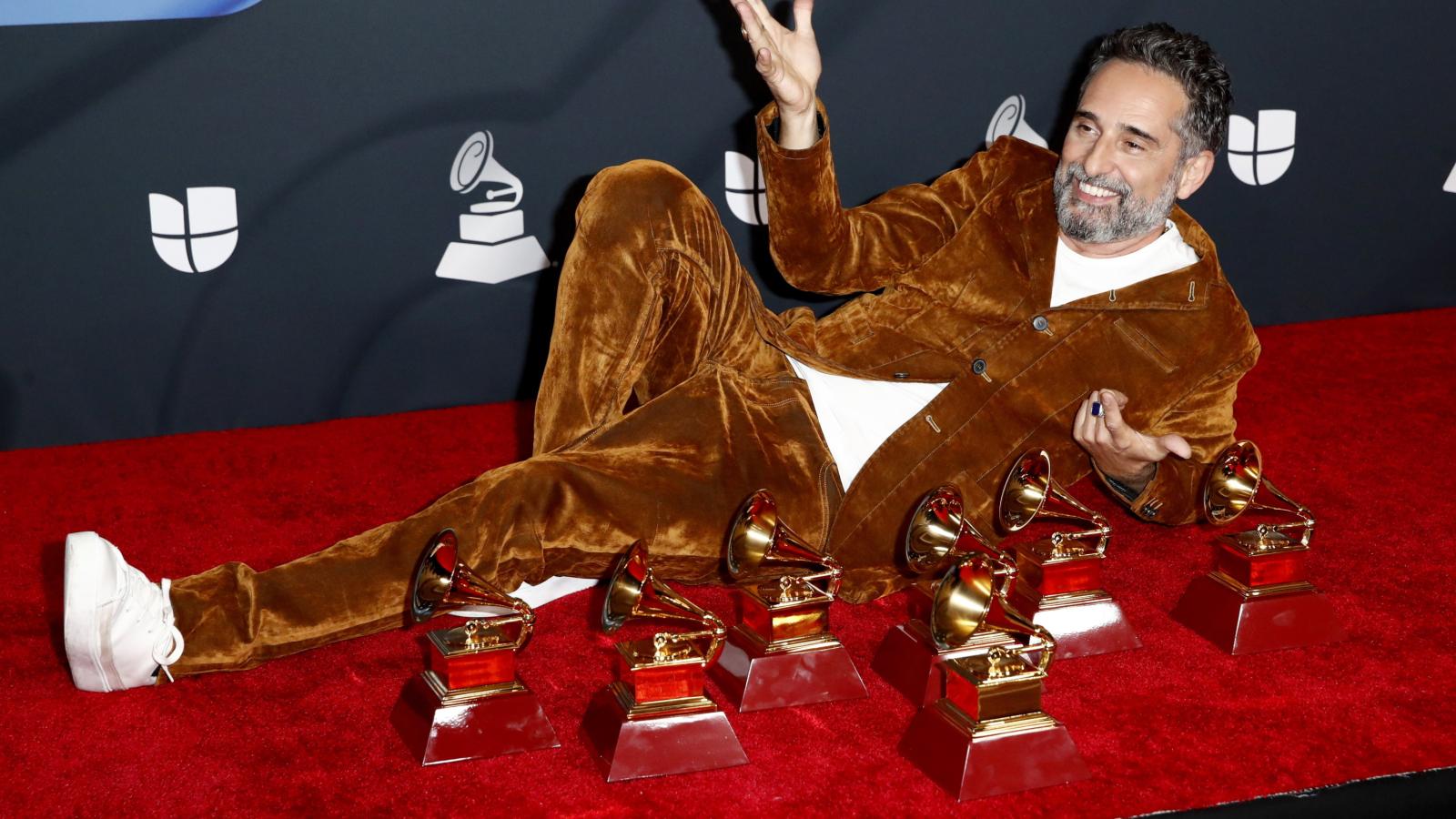 Todos los premiados en la gala de los Latin Grammy