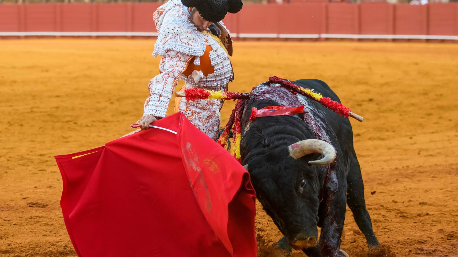 Feria de Abril en La Maestranza: ¿Por qué Sevilla castiga a Morante?