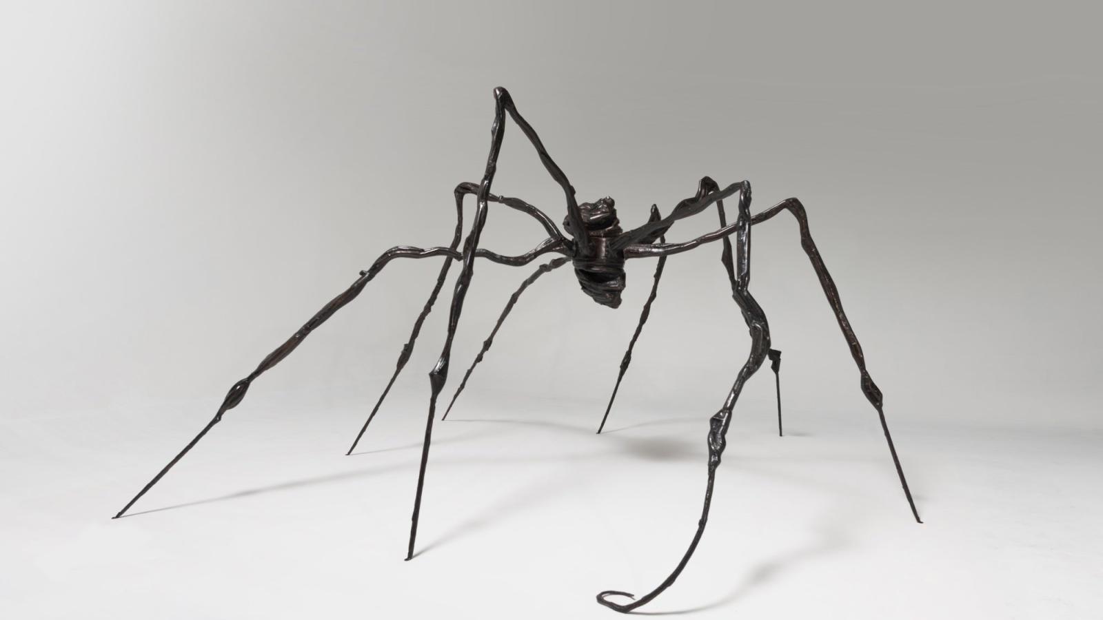 Una araña de Louise Bourgeois se vende por 32,8 millones, su obra más cara