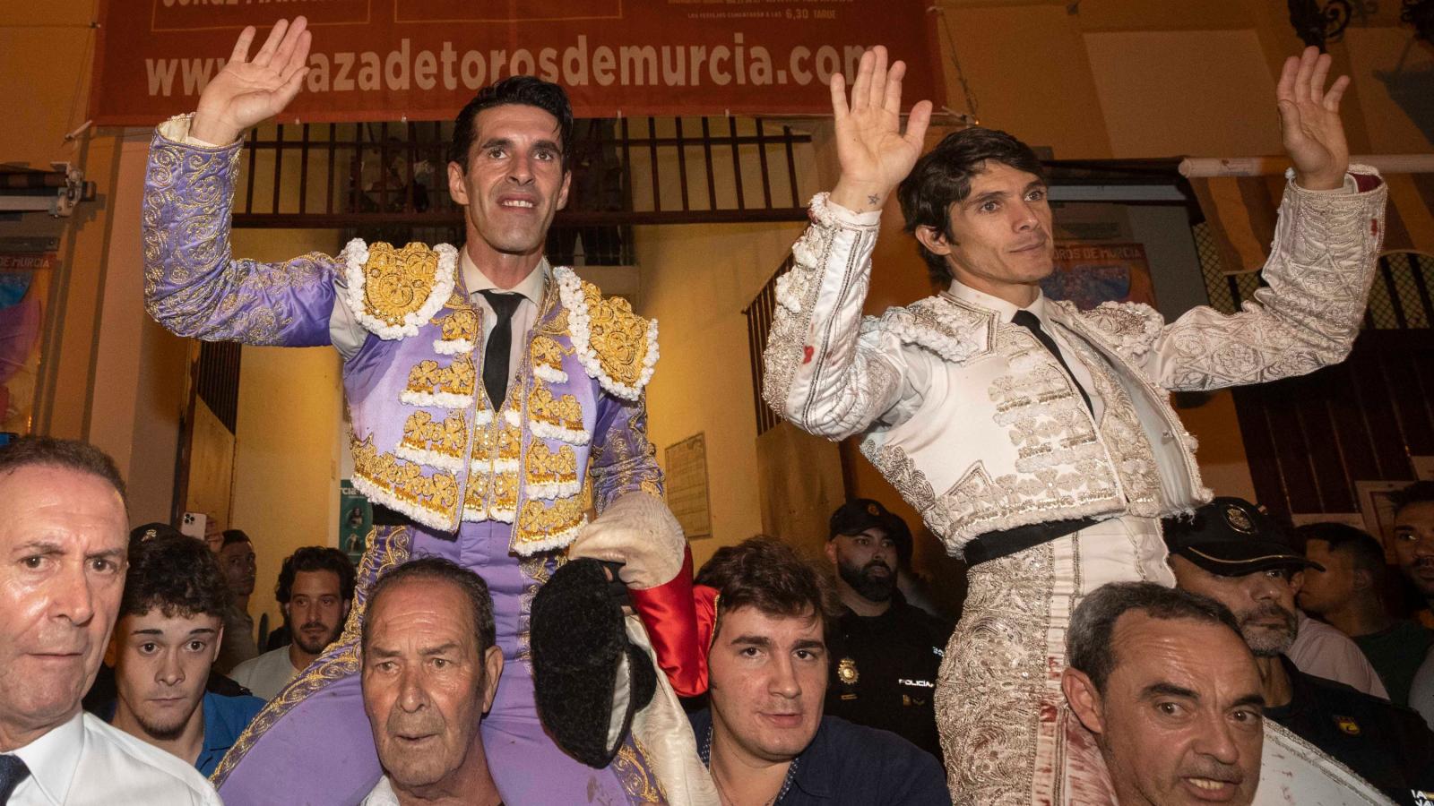 Castella y Talavante brindan una gran tarde ante el número 2 del tenis mundial en Murcia