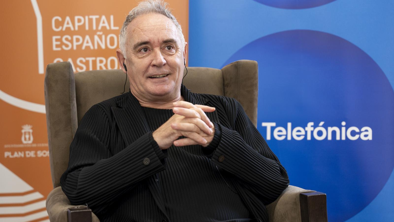 Ferran Adrià, en su visita a Cuenca como Capital Española de la Gastronomía, opinó sobre la inflación: "No se pueden bajar los precios"