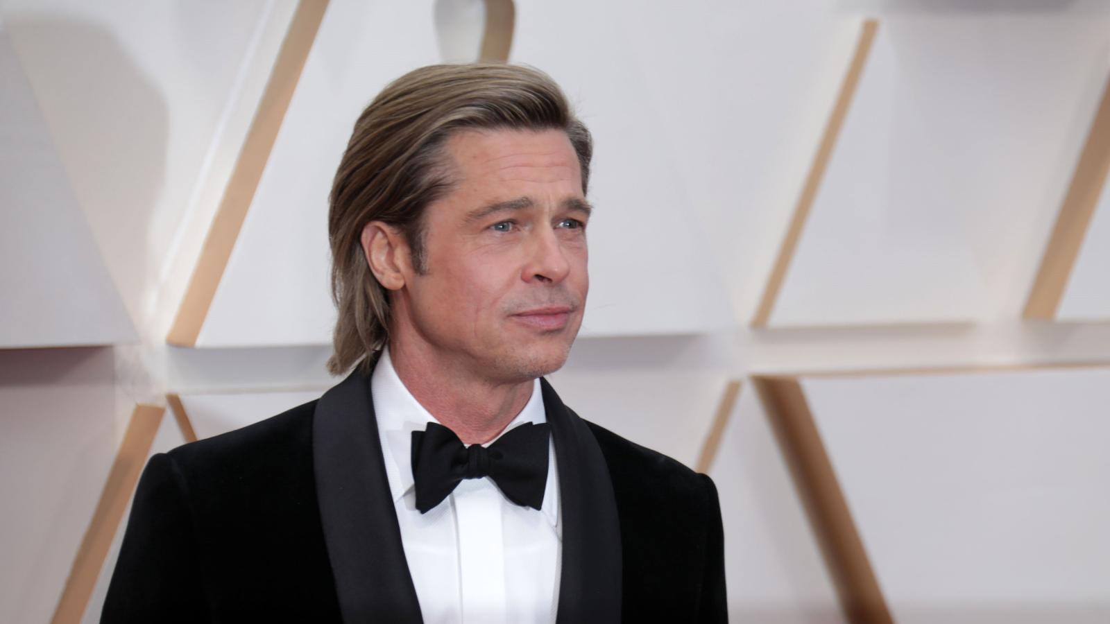 Brad Pitt reacciona a los estafadores que usaron sus fotos para robar cientos de miles de dólares a una mujer