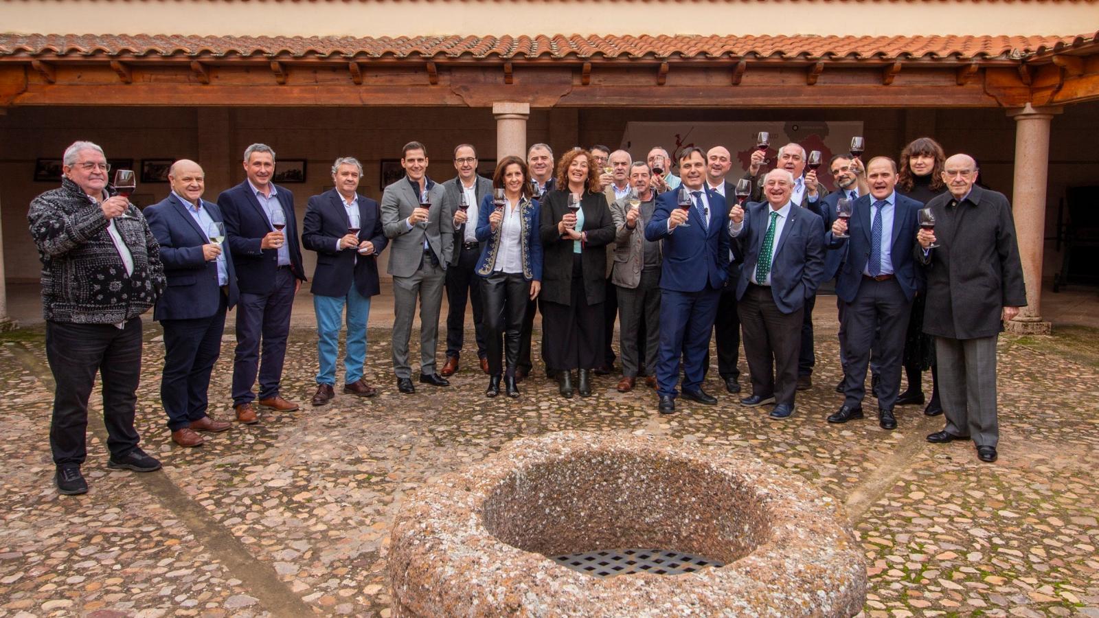 DO La Mancha quiere ampliar a 33 sus variedades de vino, incluyendo a la uva albariño