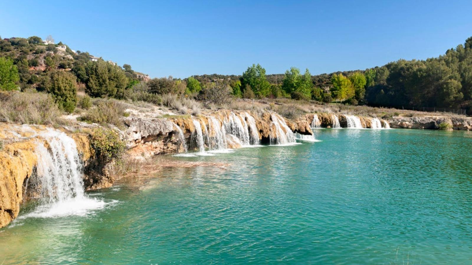 Este oasis de aguas turquesas se encuentra a dos horas de Madrid