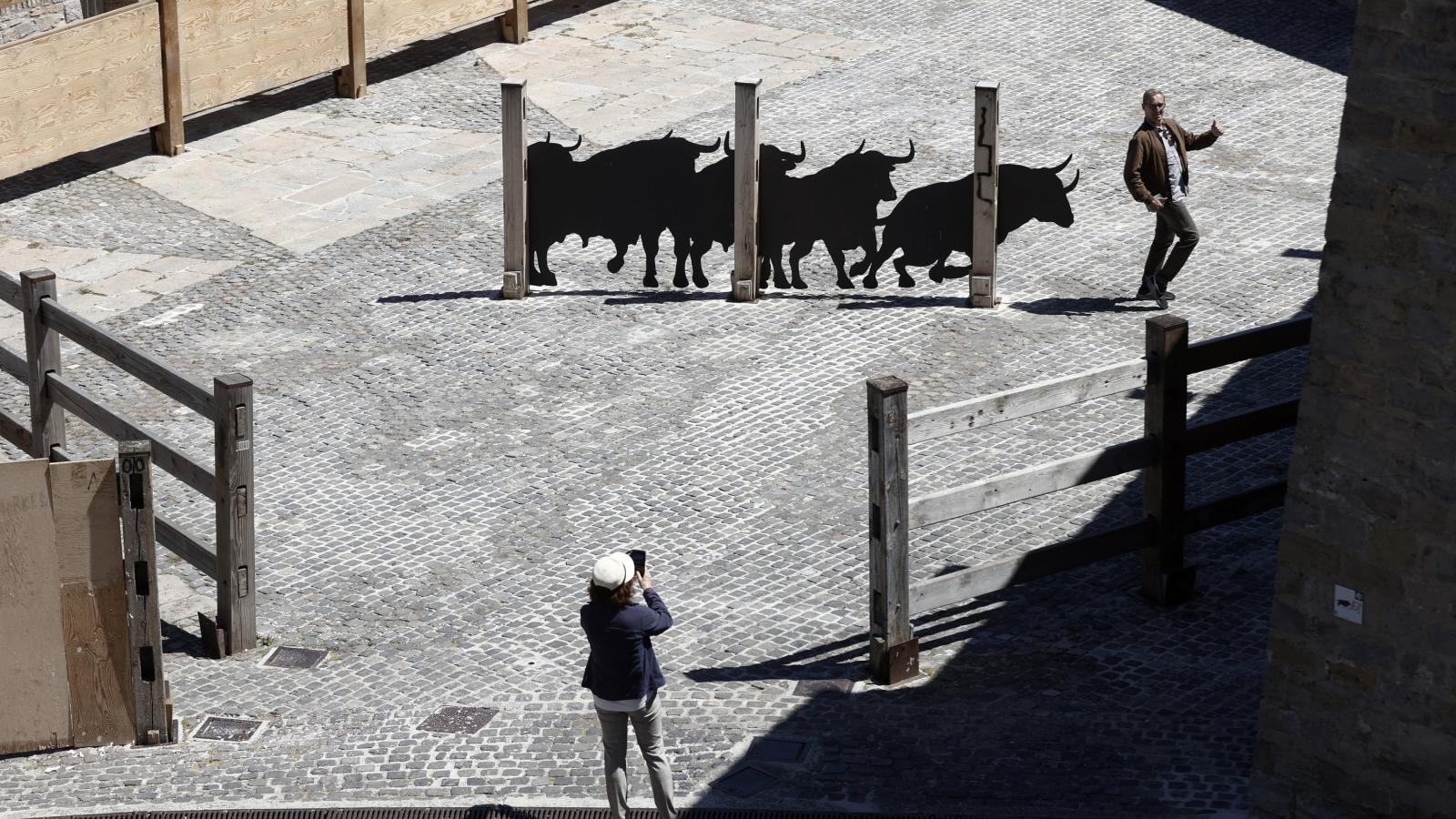 Pamplona medita antes de las fiestas