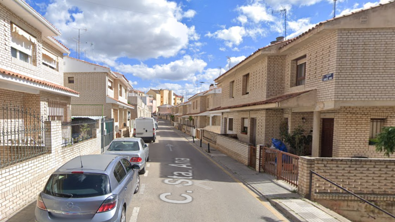 Asesinato: Muere trágicamente una mujer tras ser apuñalada en el cuello en una vivienda de Cuenca