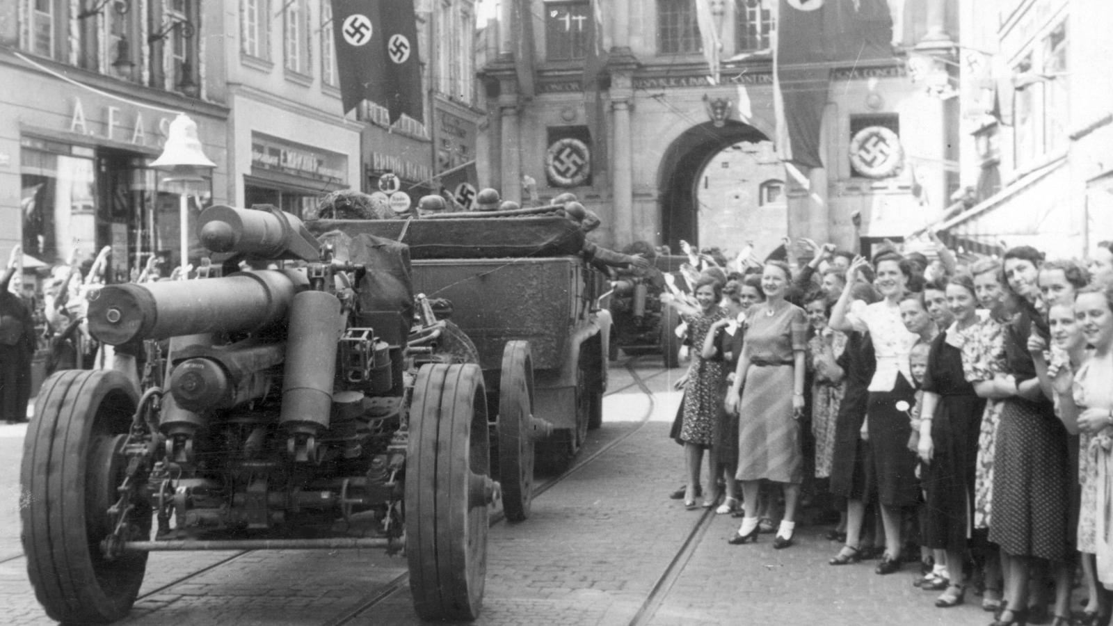 German citizens of Gdansk welcoming German tropps at the Dlugi Targ Street, during Invasion of Poland (also September Campaign) in Gdansk, Poland, 03 September 1939.