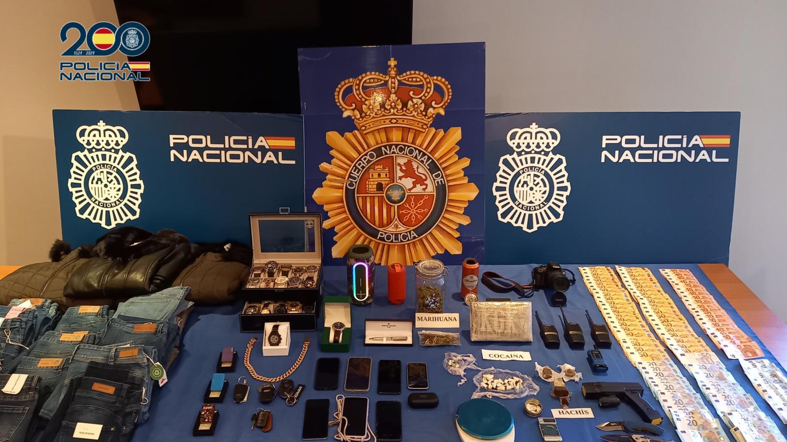 Efectos incautados durante el operativo en Talavera de la Reina (Toledo)