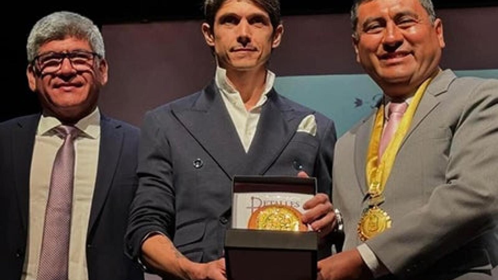 Sebastián Castella gana su cuarto "Escapulario de Oro" en Lima