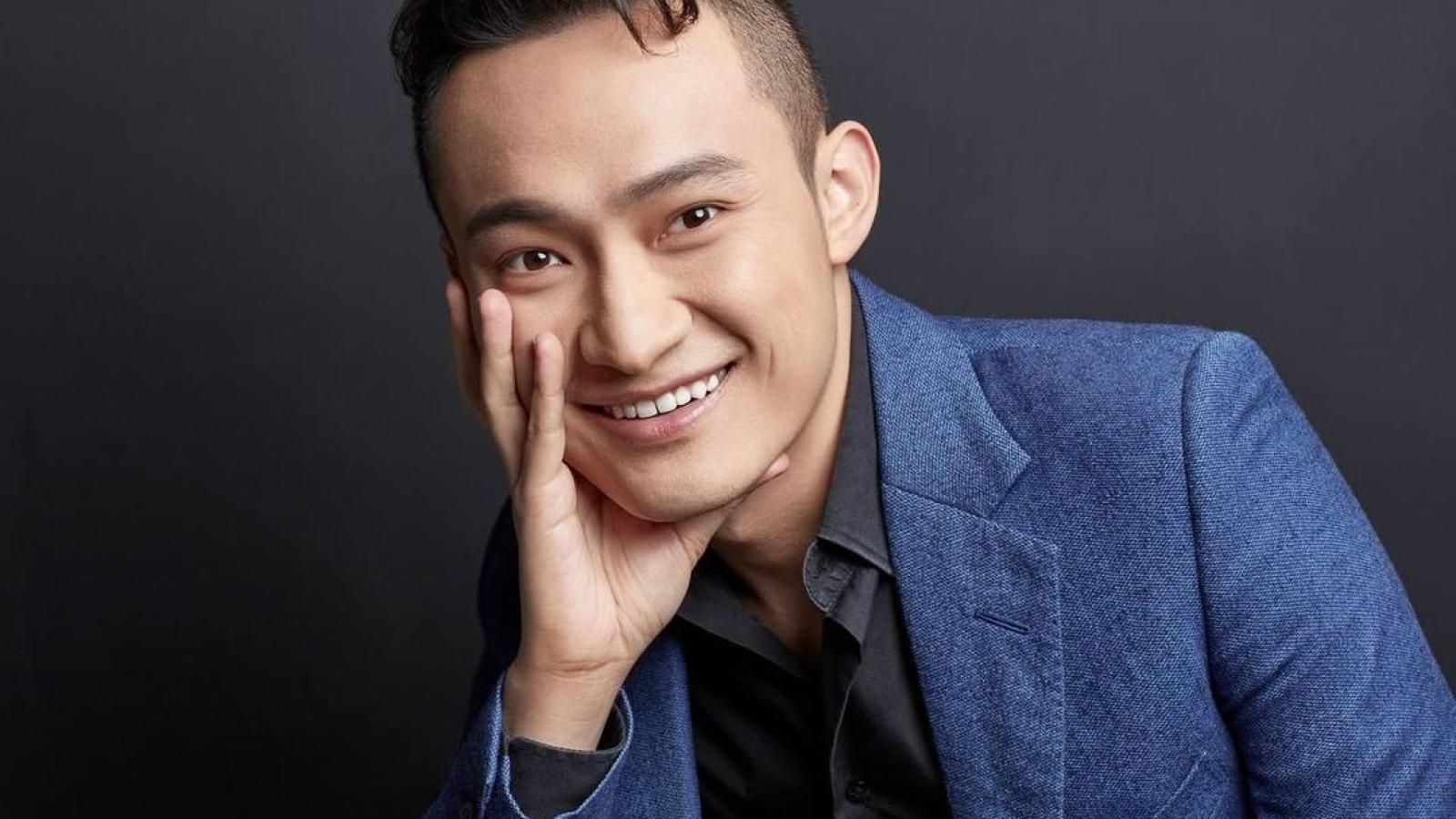 Justin Sun, el hombre que se comerá el plátano más caro del mundo