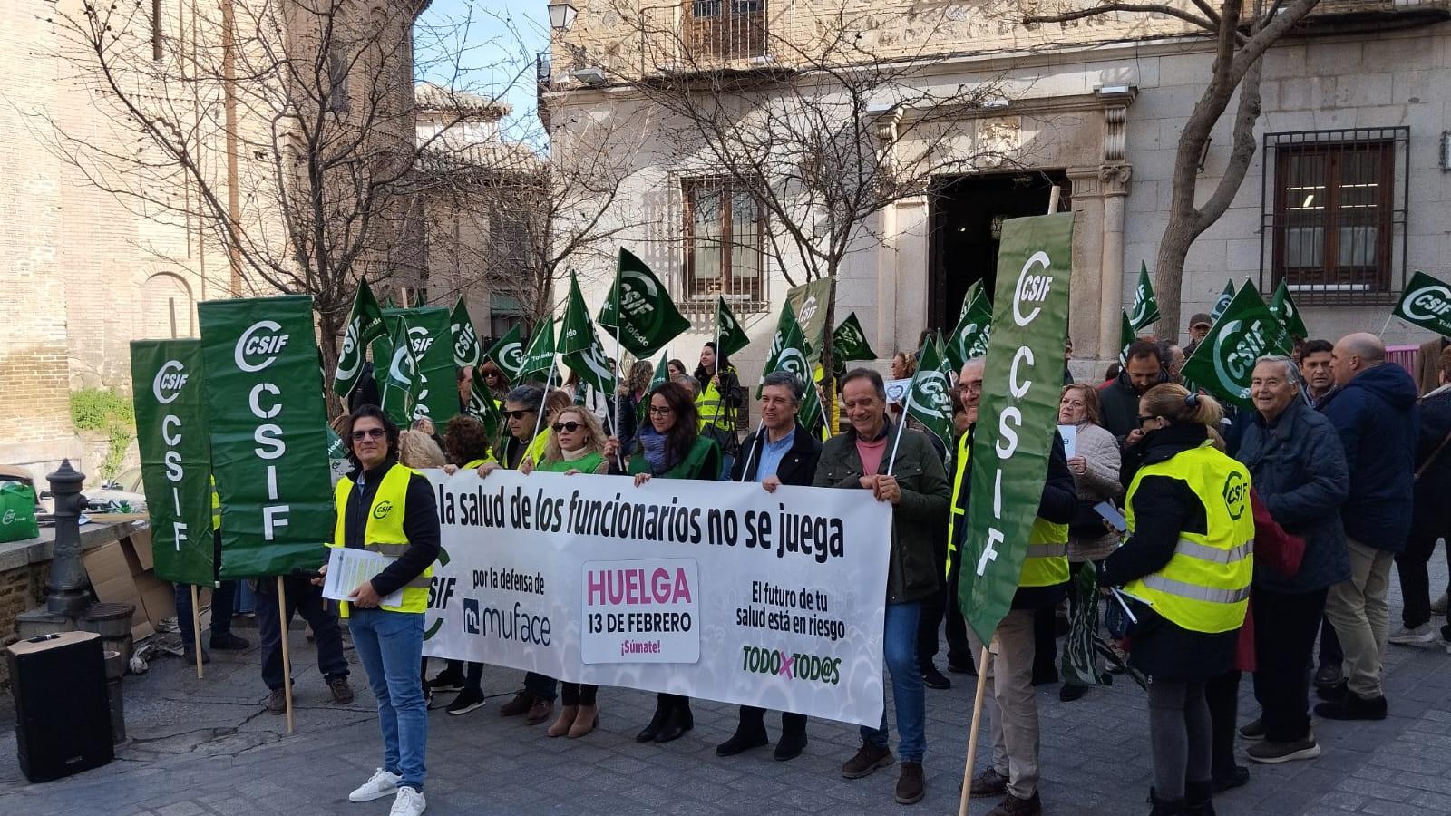 CSIF se moviliza en Castilla-La Mancha en defensa de Muface y denuncia los casos de "desatención sanitaria"