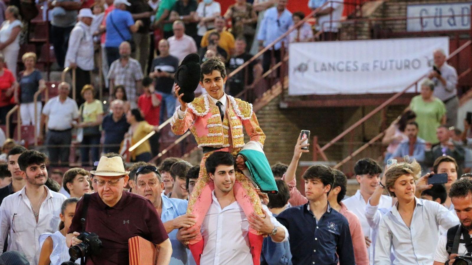 Manuel Román se doctora en Córdoba con padrinos de lujo