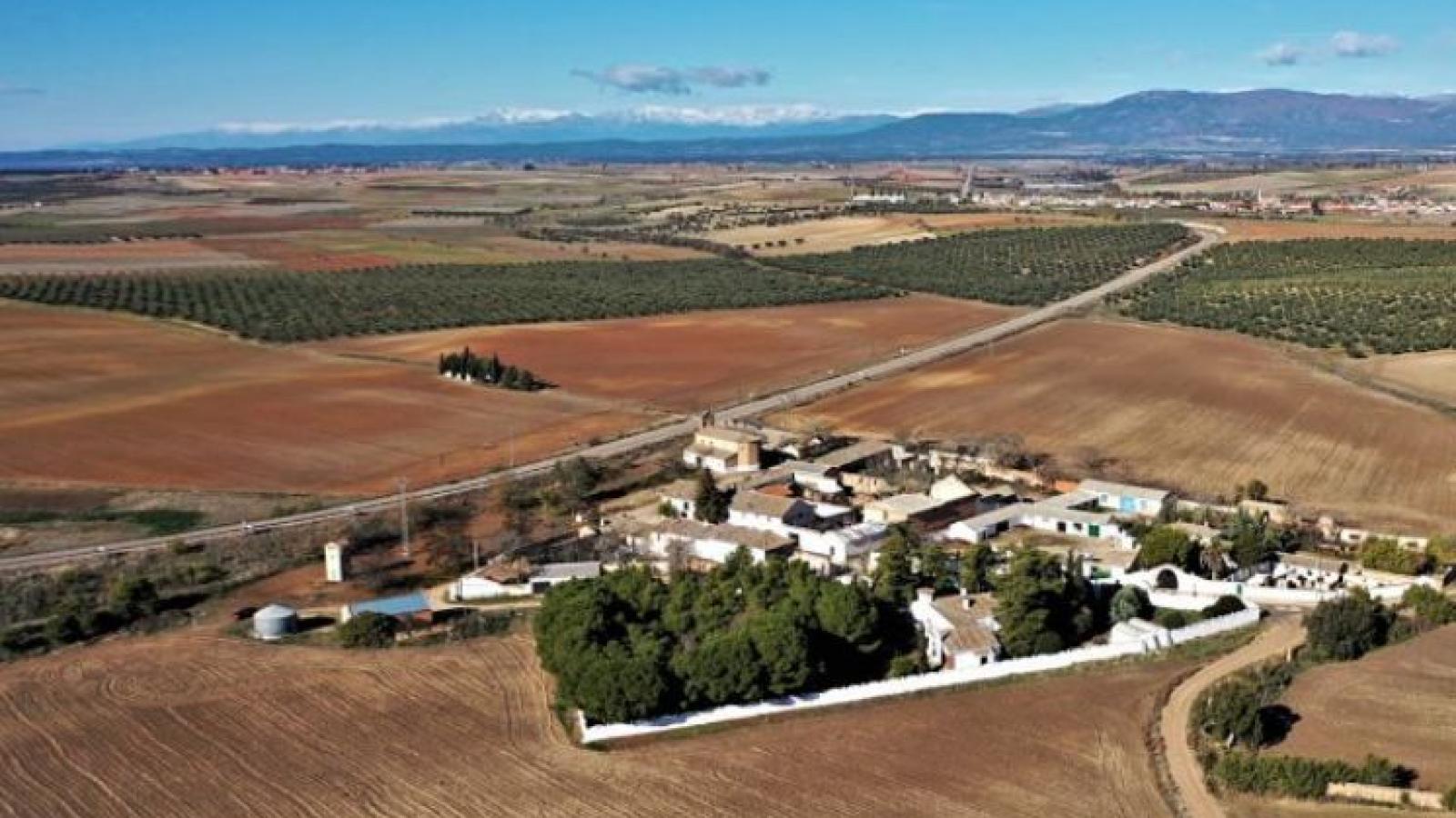 Este es el pueblo más pequeño de España que está en Castilla-La Mancha y su alcalde es un antiguo bróker