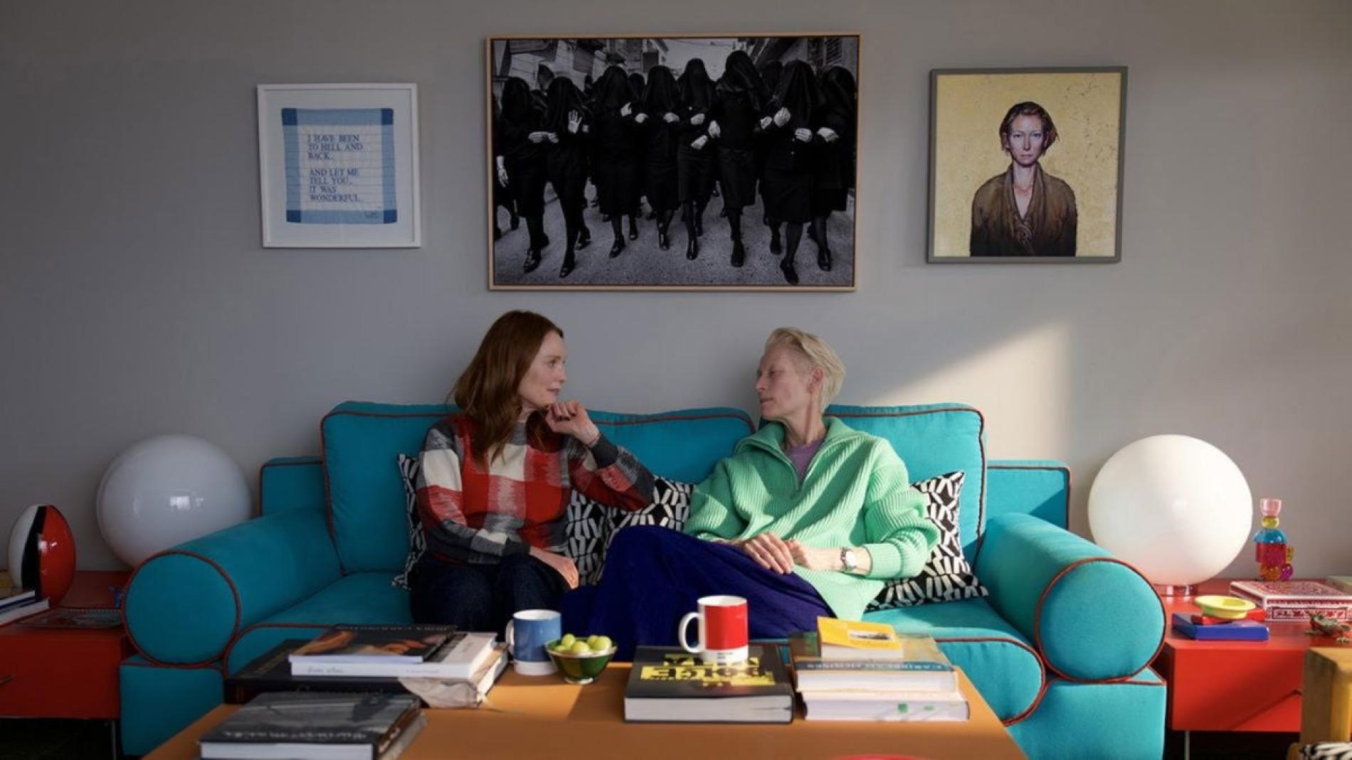 Julianne Moore y Tilda Swinton en "La habitación de al lado"