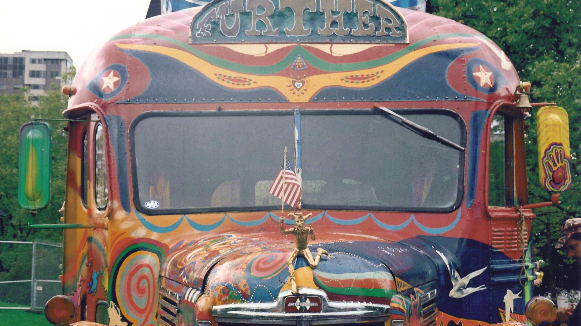 Imagen del "Furthur", el autobús de las drogas psicodélicas que recorrió EE UU en los 60