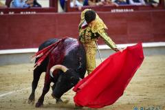 Tarde de silencios, avisos y espadas romas