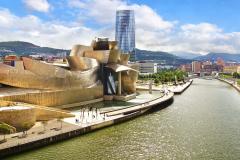 Vistas panorámicas de la ciudad vieja de Bilbao