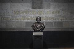 Busto de Hernán Cortés, en el Hospital de Jesús, en México City