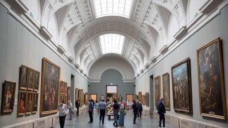 Vista interior de la galería principal del Museo del Prado