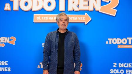 El actor Carlos Iglesias posa durante el pase gráfico de la película "A todo tren 2"