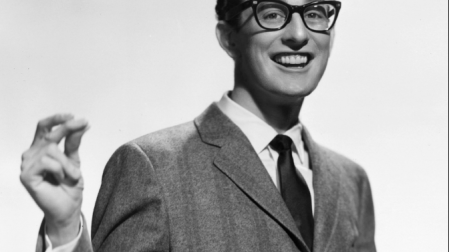 Buddy Holly, compositor, cantante y pionero del rock