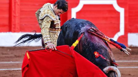 Llegó el día (sin dramas): Juan Ortega pone de pie el toreo 