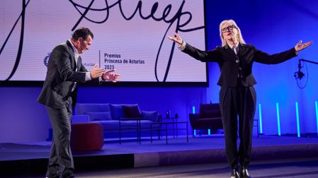 Meryl Streep durante su encuentro con Antonio Banderas