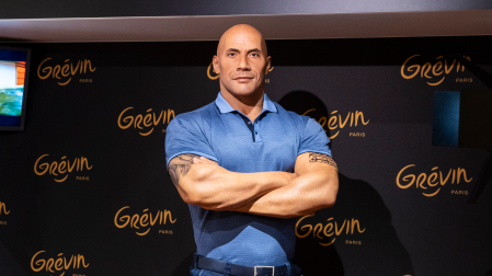 La escultura de cera de Dwayne Johnson en París