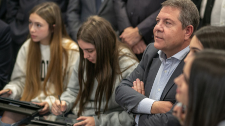 Emiliano García-Page, en la inauguración del «Aula del Futuro de Castilla-La Mancha»