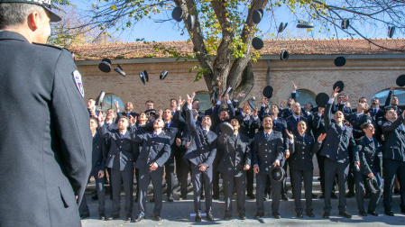 Más de cien agentes de la Policía Local se incorporan a 40 municipios