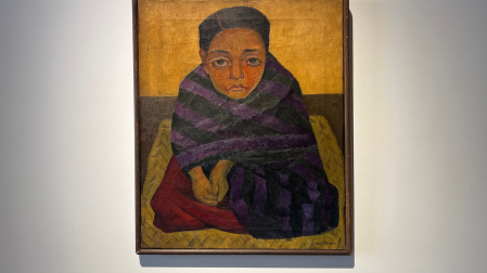 "Niña sentada con rebozo", retrato pintado por Diego Rivera que emerge en Nueva York después de décadas