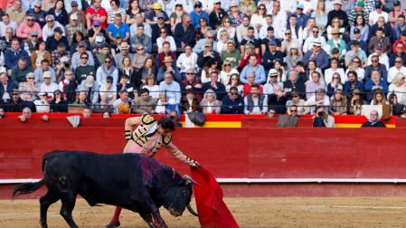 Corrida de toros de la Feria de Fallas, con toros de Victoriano del Río y Cortés para Castella, Roca Rey y Pablo Aguado