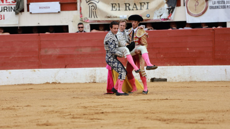 Román evoluciona bien a pesar de los fuertes dolores