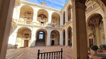 Patio central del Palacio del Marqués de Santa Cruz