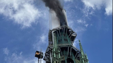 La catedral de Ruan pintada por Monet y a la derecha su fachada