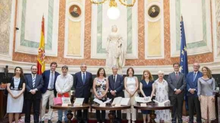 La familia del político liberal y poeta Francisco Martínez de la Rosa dona su legado documental al Congreso