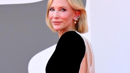 Cate Blanchett en la premier de la serie dirigida por Alfonso Cuarón en el Festival de Venecia