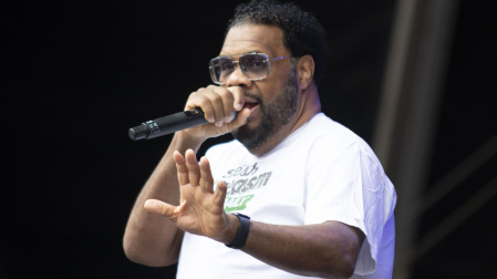 Muere el rapero Fatman Scoop tras desmayarse en plena actuación