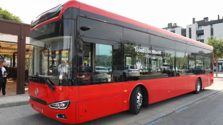 Imagen de uno de los nuevos autobuses 100% eléctricos que circularán próximamente por las calles de Toledo