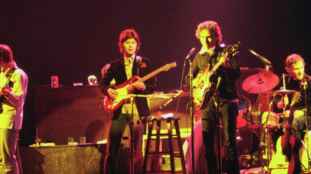 Bob Dylan actúa junto a The Band en la gran gira de 1974